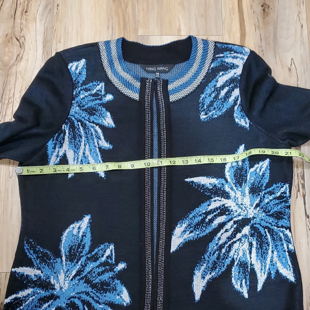 Ming Wang Black and Blue Floral Blazer - Picture 4 of 13